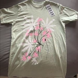 NWT UO graphic tee